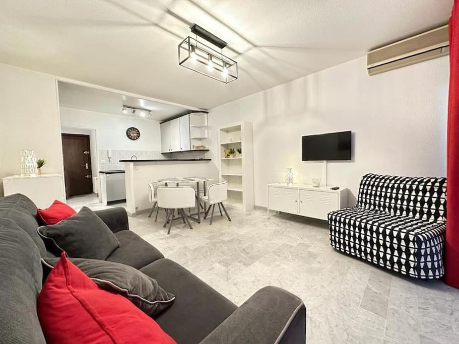 Beau Studio Centre Juan Les Pins A 300M Des Plages 앙티브 외부 사진